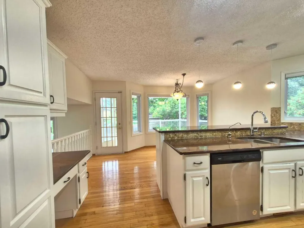 7 Suncastle Crescent SE Calgary AB T2X 2W9