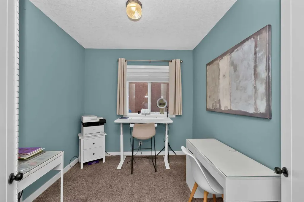 244 Mahogany Bay SE Calgary AB T3M0Y1