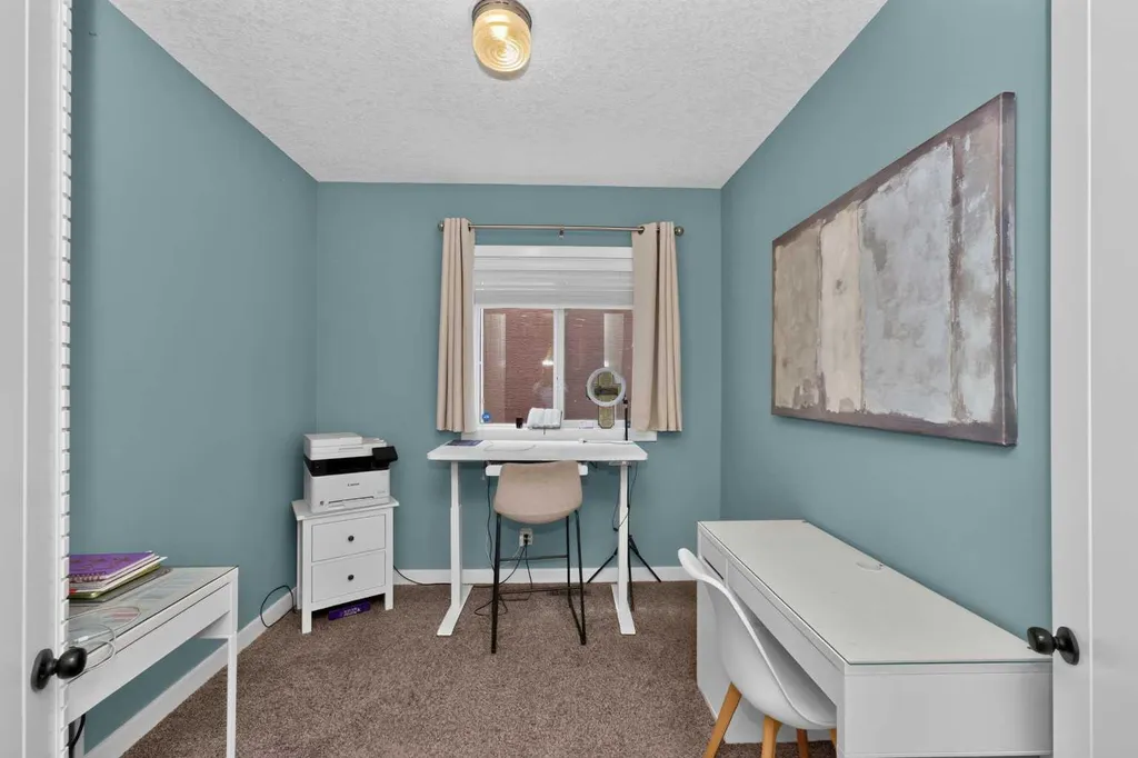 244 Mahogany Bay SE Calgary AB T3M0Y1