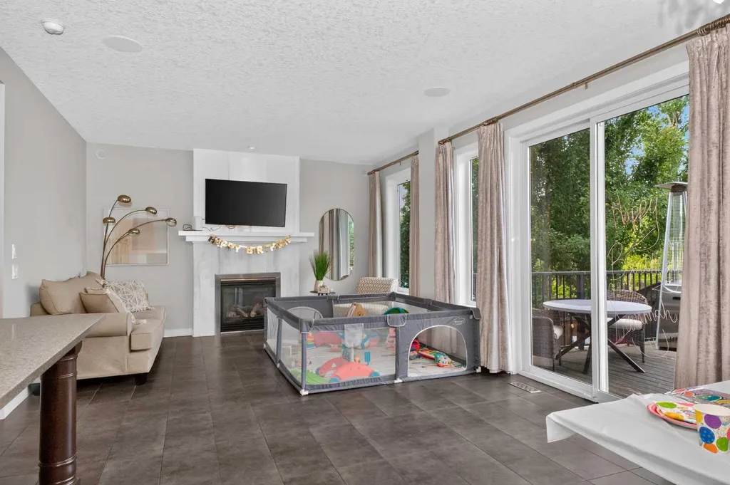 244 Mahogany Bay SE Calgary AB T3M0Y1