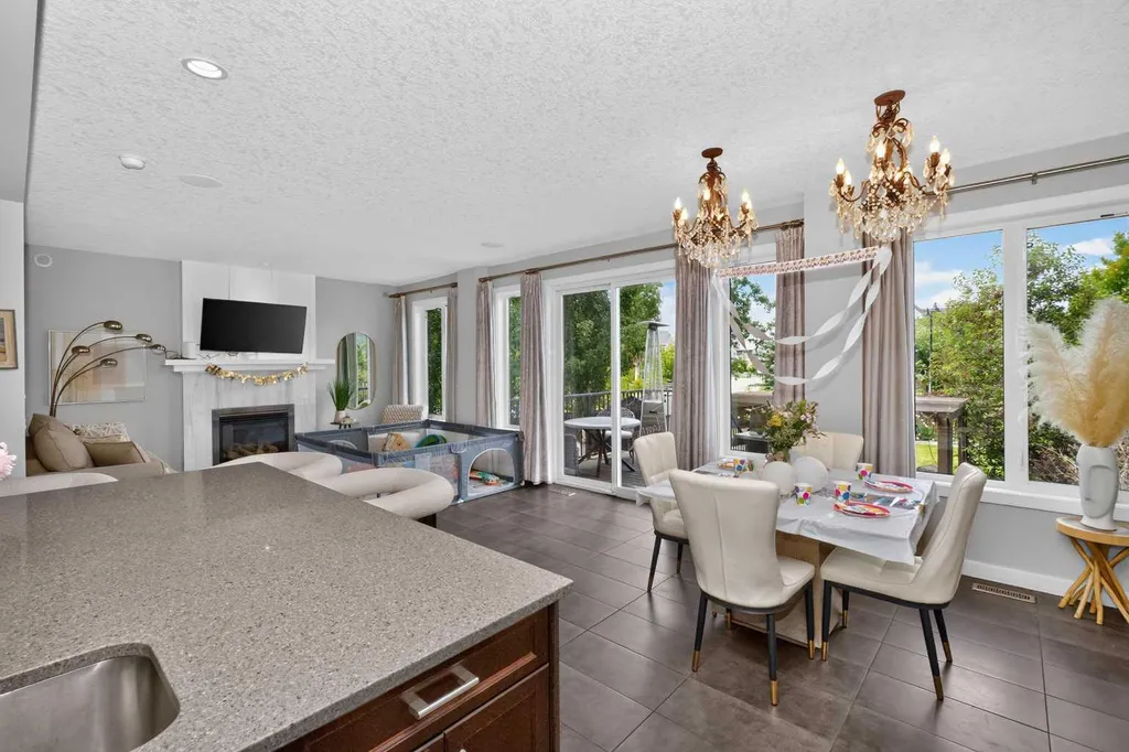 244 Mahogany Bay SE Calgary AB T3M0Y1
