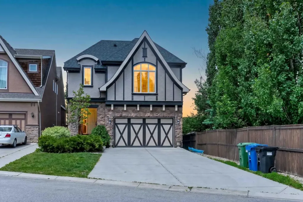 244 Mahogany Bay SE Calgary AB T3M0Y1