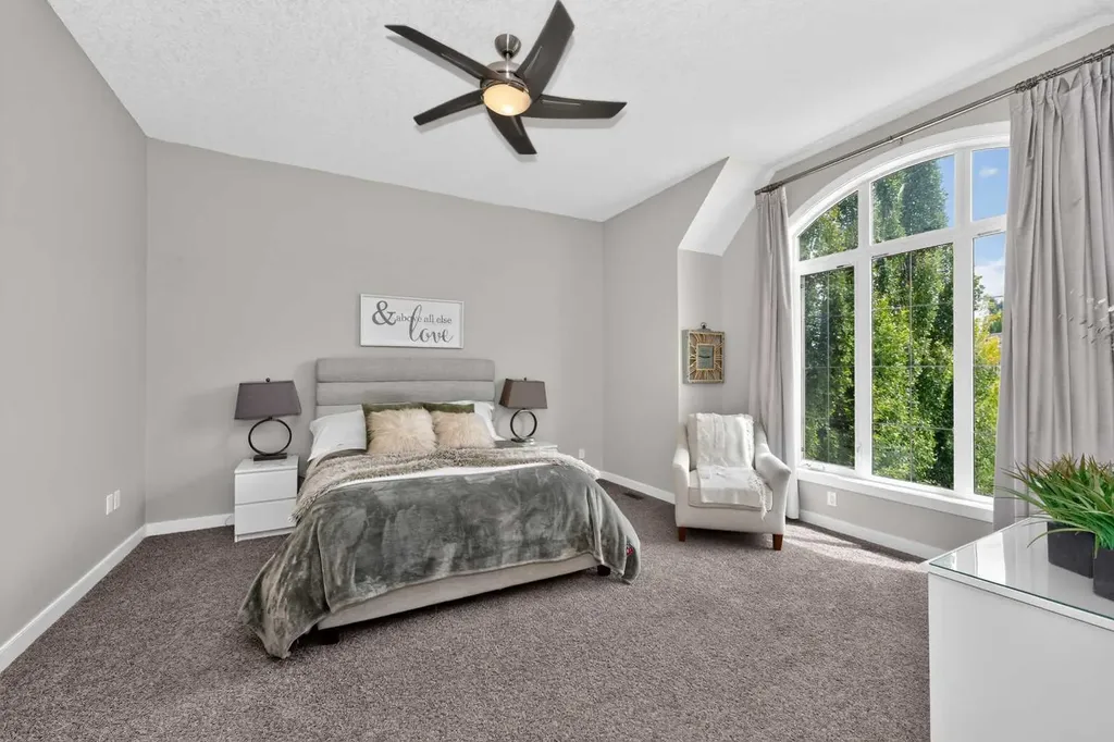 244 Mahogany Bay SE Calgary AB T3M0Y1