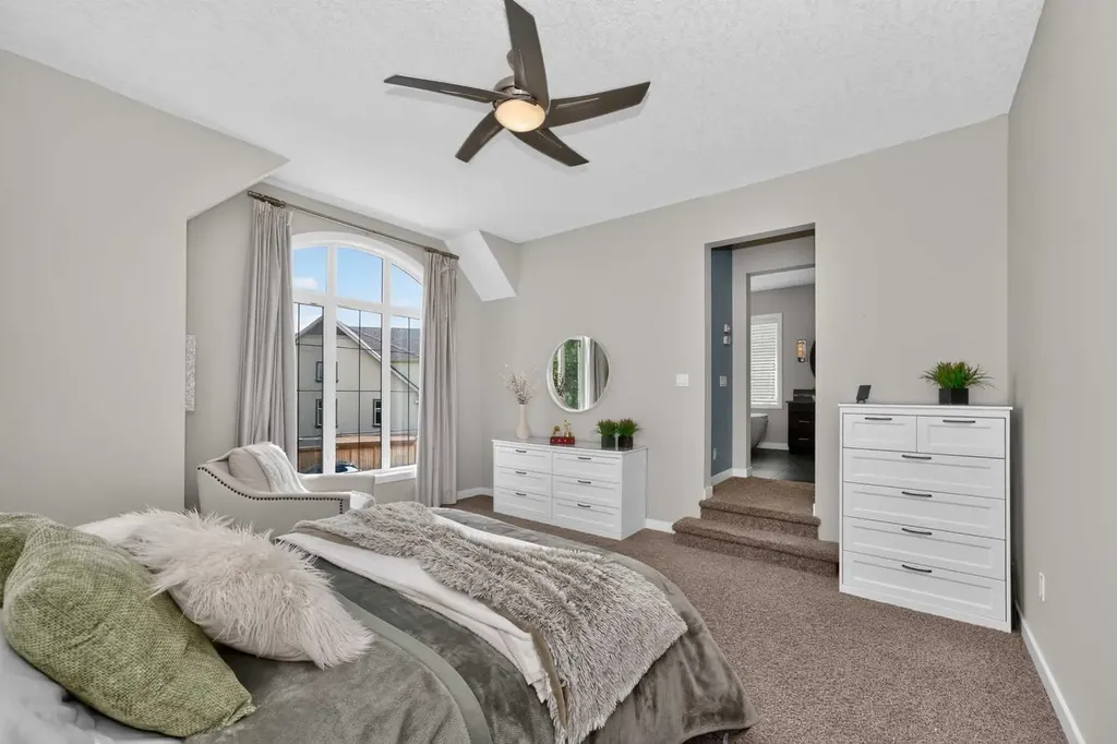244 Mahogany Bay SE Calgary AB T3M0Y1