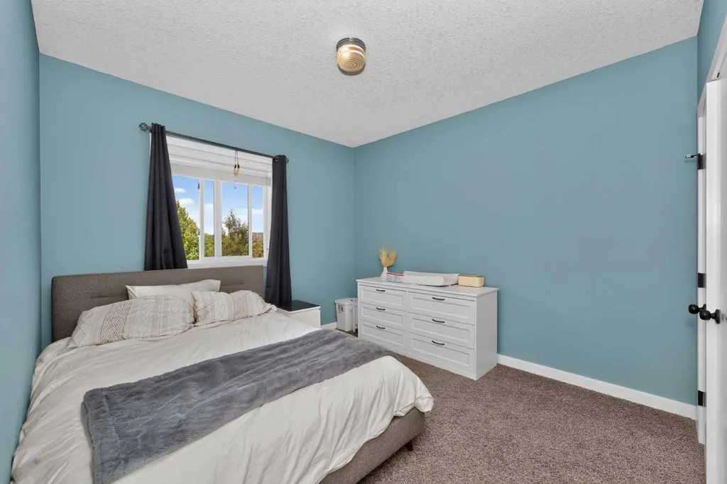 244 Mahogany Bay SE Calgary AB T3M0Y1