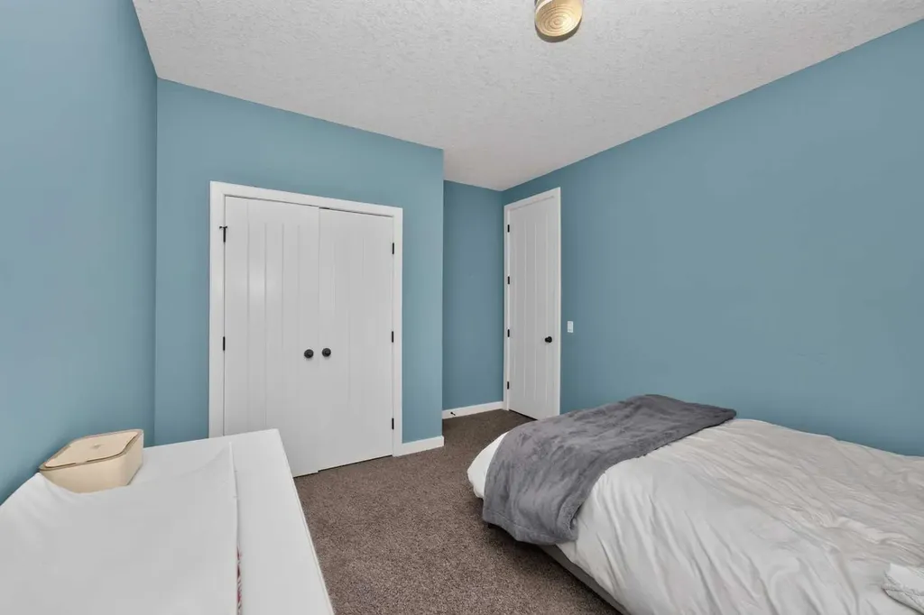 244 Mahogany Bay SE Calgary AB T3M0Y1