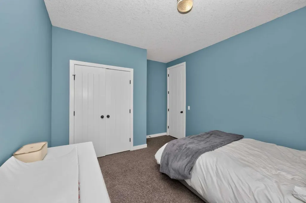 244 Mahogany Bay SE Calgary AB T3M0Y1