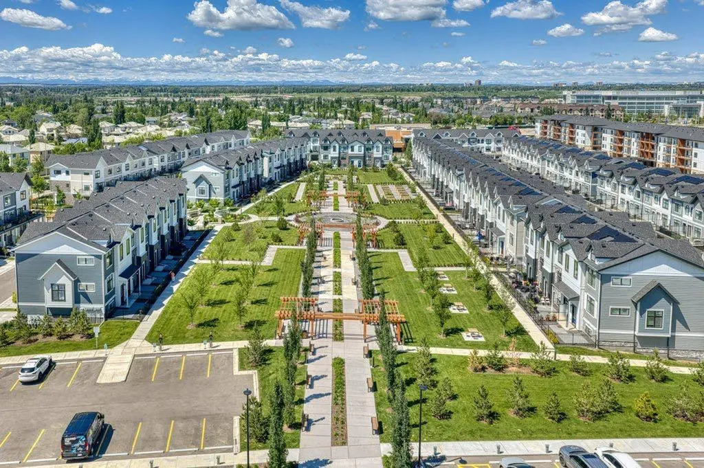 255 Les Jardins Park SE Calgary AB T2C 5W9