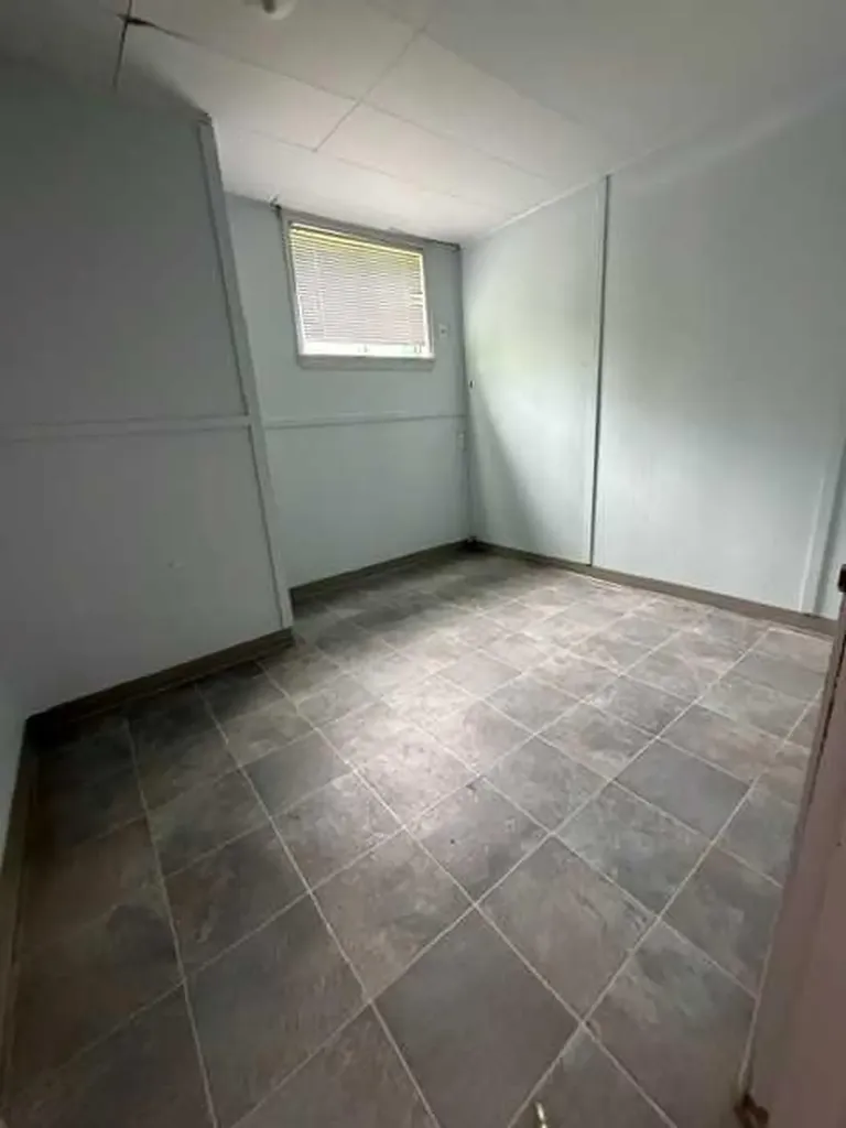 4711 5 Avenue Edson AB T7E 1C6