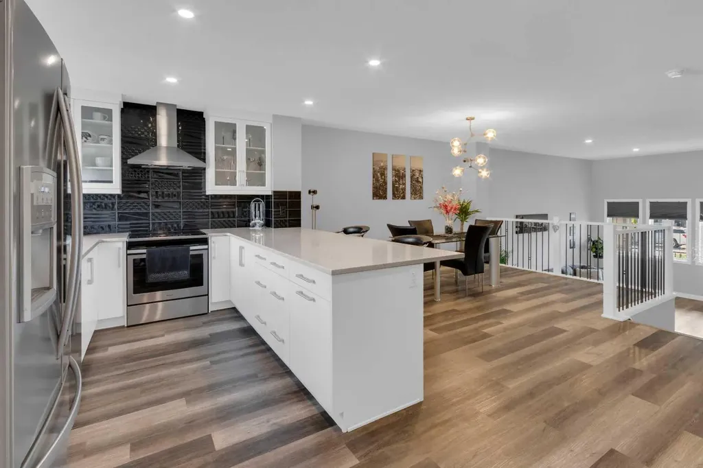 317 Sundown Road S Cochrane AB T4C2T2