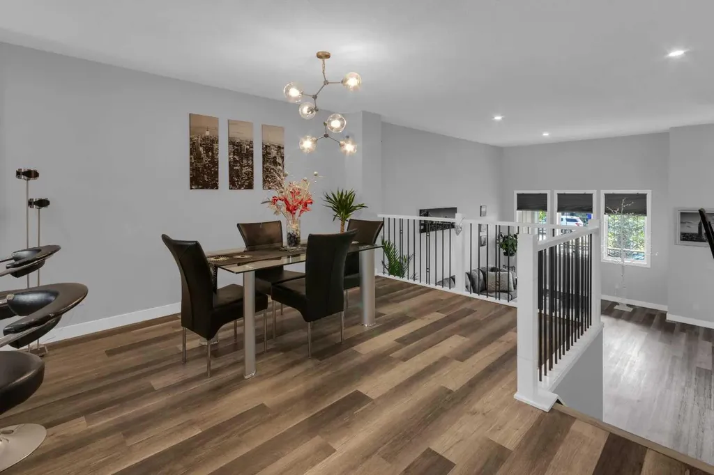 317 Sundown Road S Cochrane AB T4C2T2