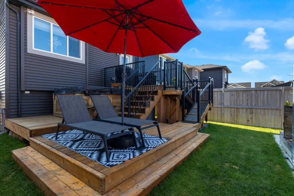 317 Sundown Road S Cochrane AB T4C2T2