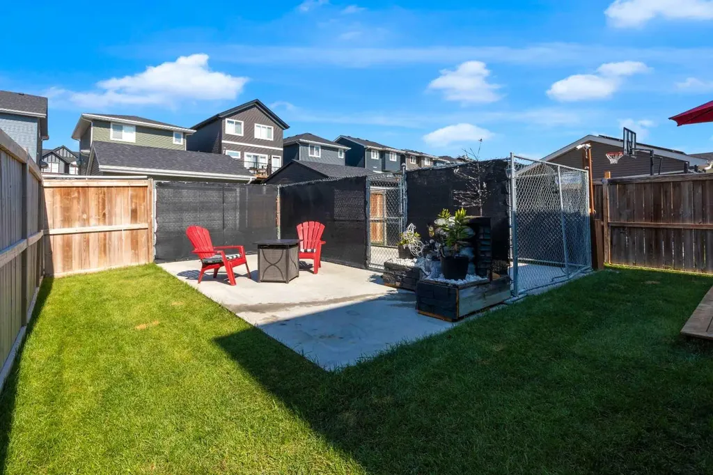 317 Sundown Road S Cochrane AB T4C2T2