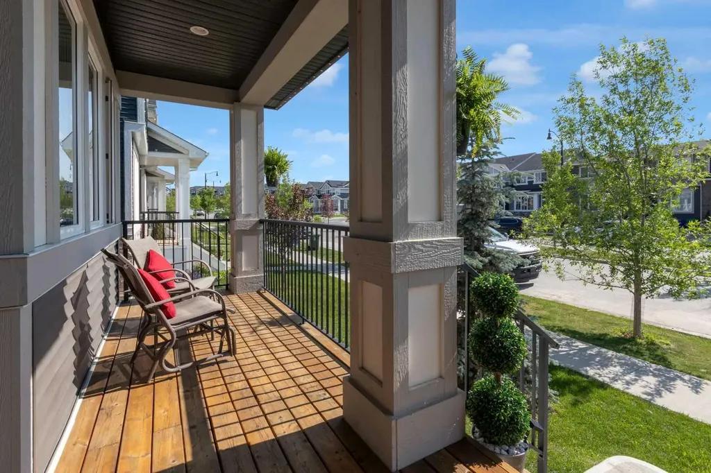 317 Sundown Road S Cochrane AB T4C2T2