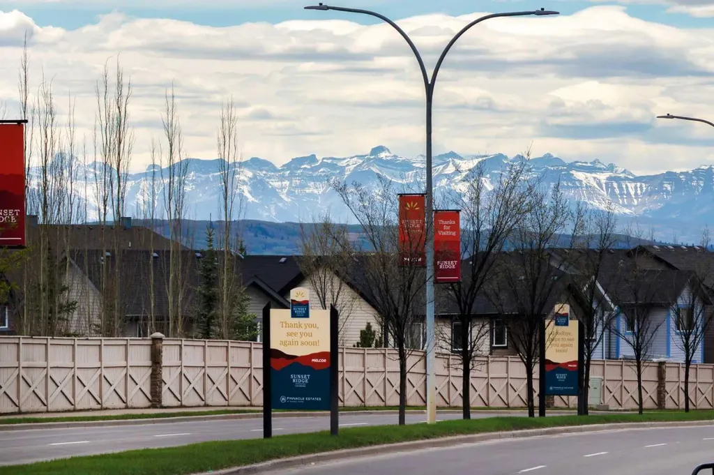 317 Sundown Road S Cochrane AB T4C2T2