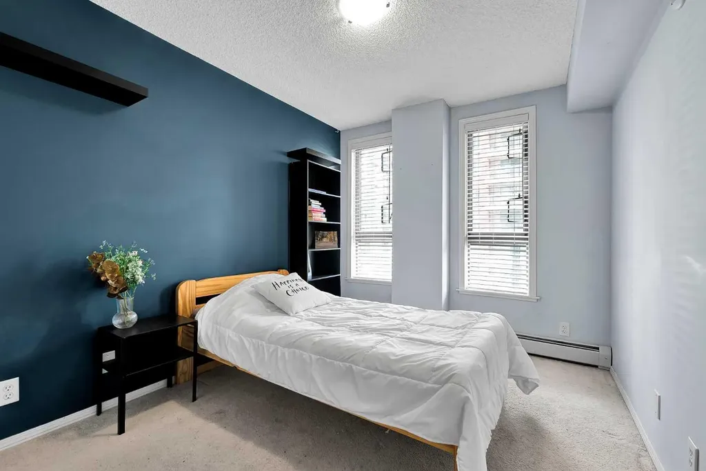 1111 6 Avenue SW Calgary AB T2P 5M5