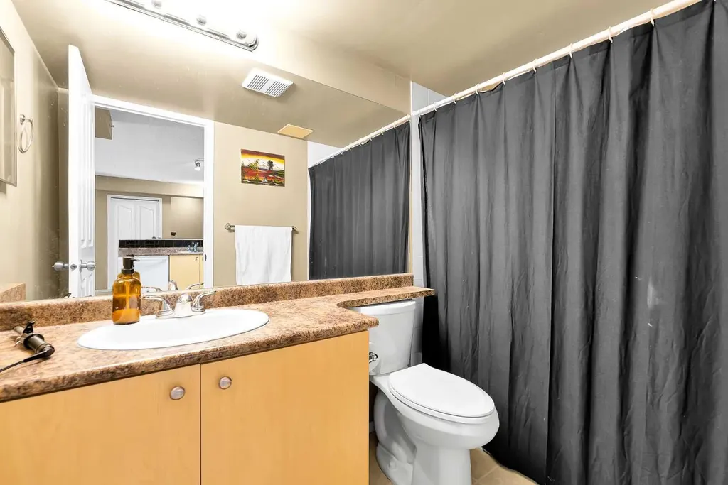 1111 6 Avenue SW Calgary AB T2P 5M5