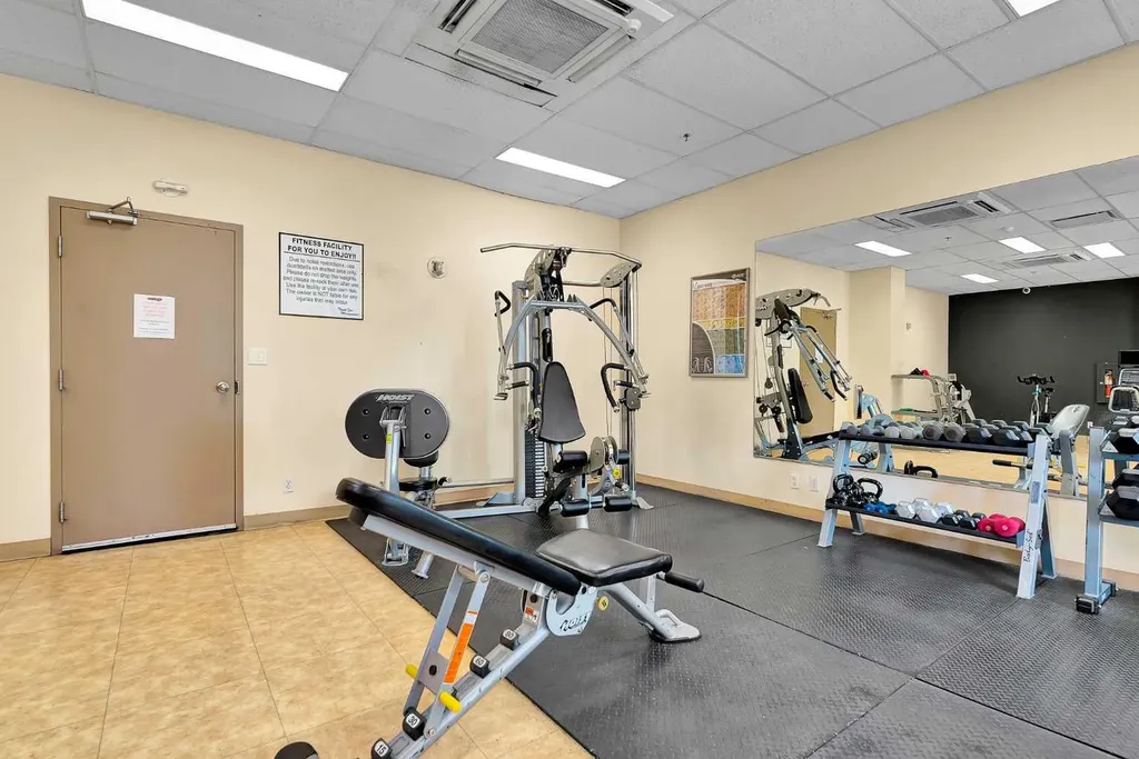 1111 6 Avenue SW Calgary AB T2P 5M5