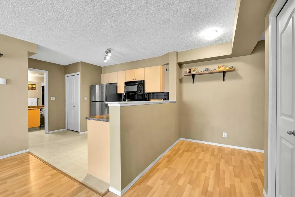 1111 6 Avenue SW Calgary AB T2P 5M5