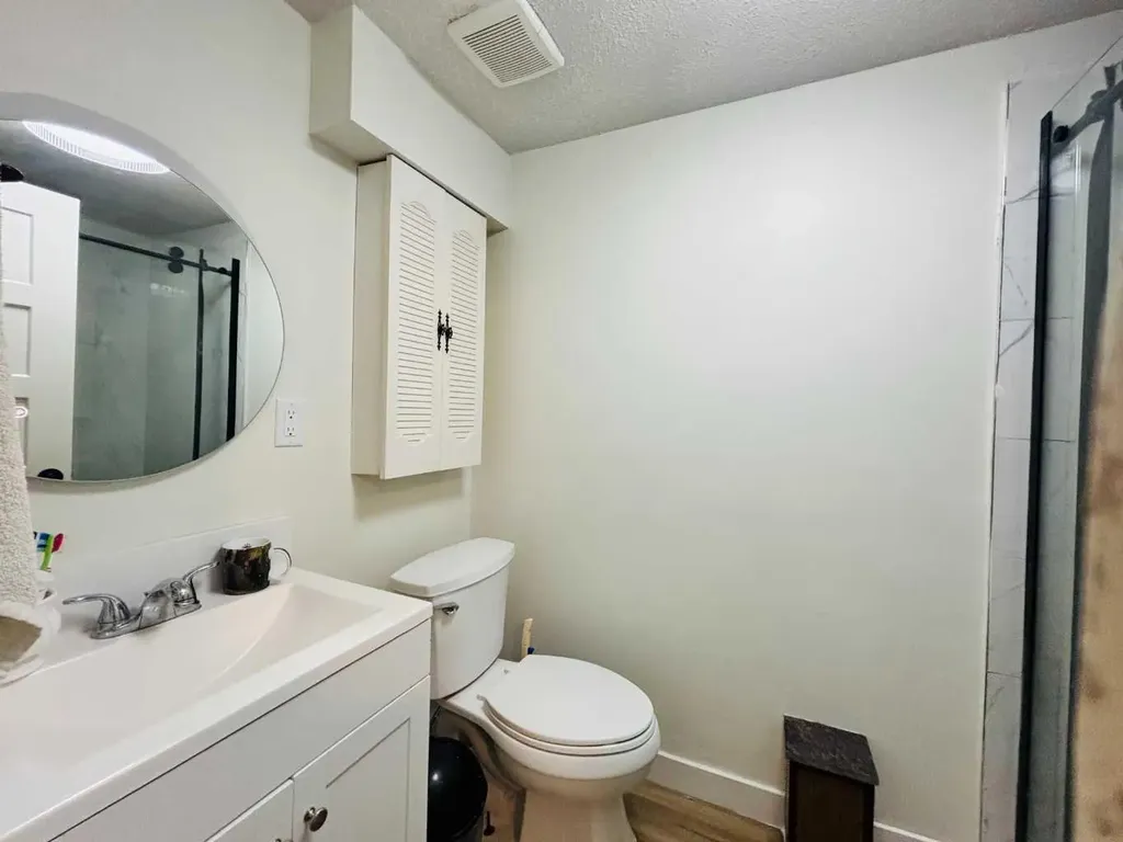 1672 Marlyn Way NE Calgary AB T2A 3K7