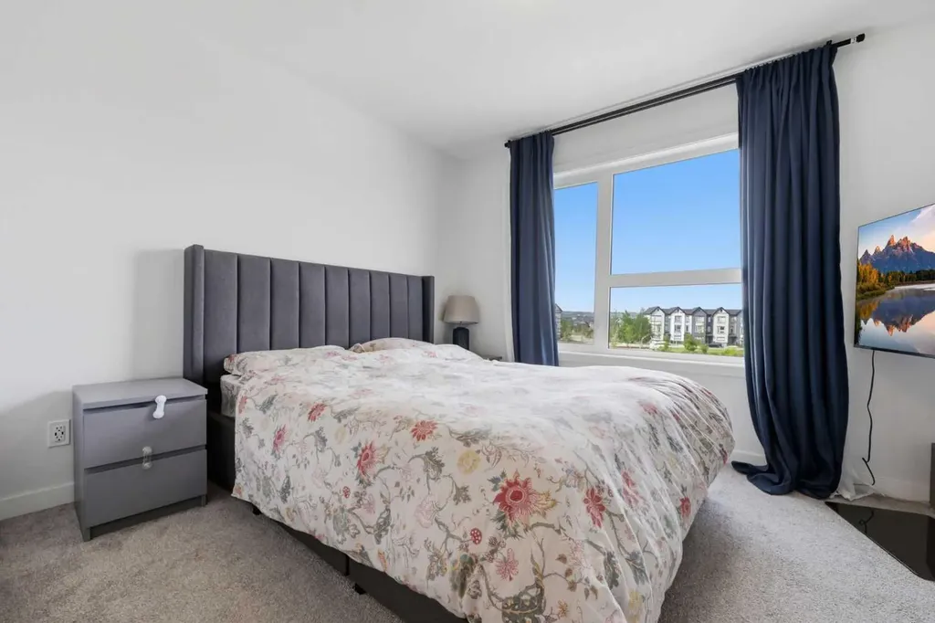 56 Evanscrest Manor NW Calgary AB T3P 2A3
