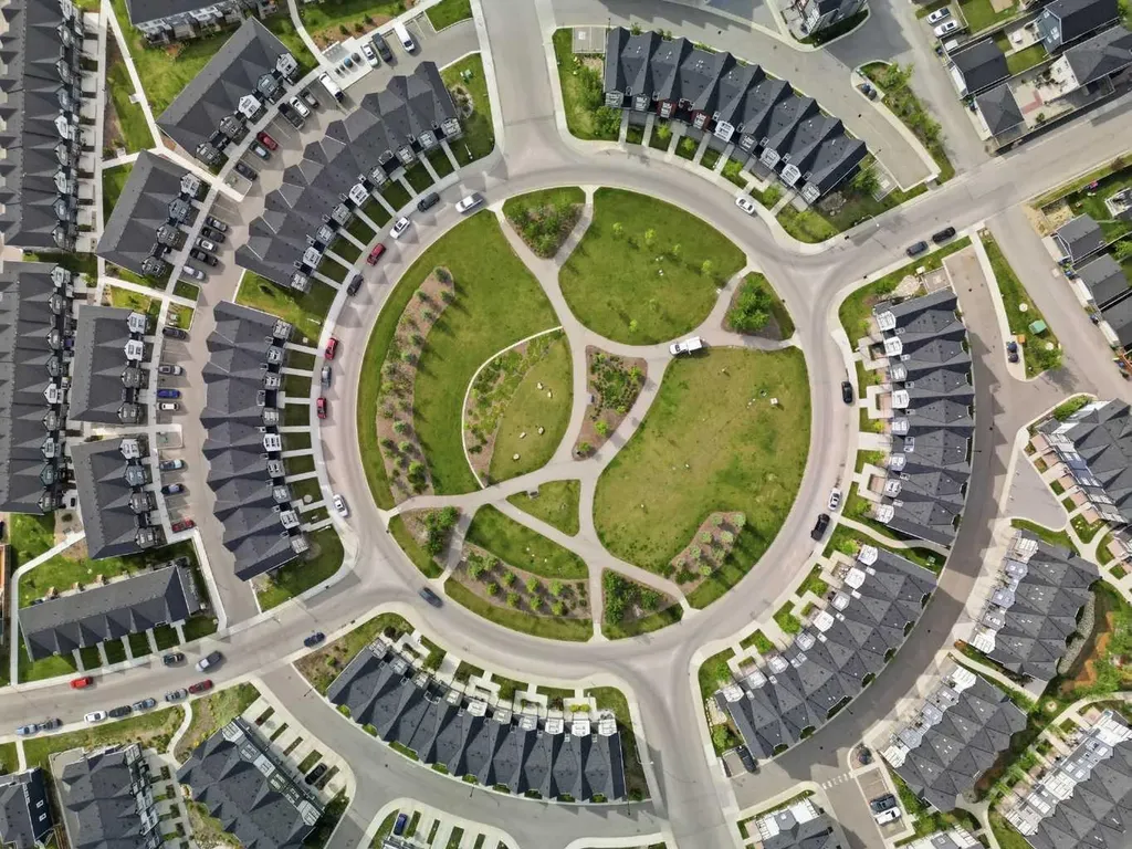 56 Evanscrest Manor NW Calgary AB T3P 2A3