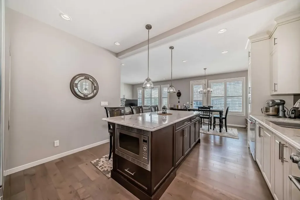 226 West Grove Point SW Calgary AB T3H1Y7