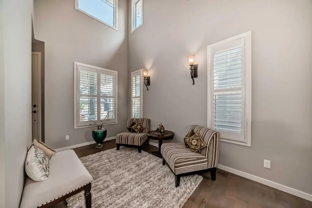 226 West Grove Point SW Calgary AB T3H1Y7