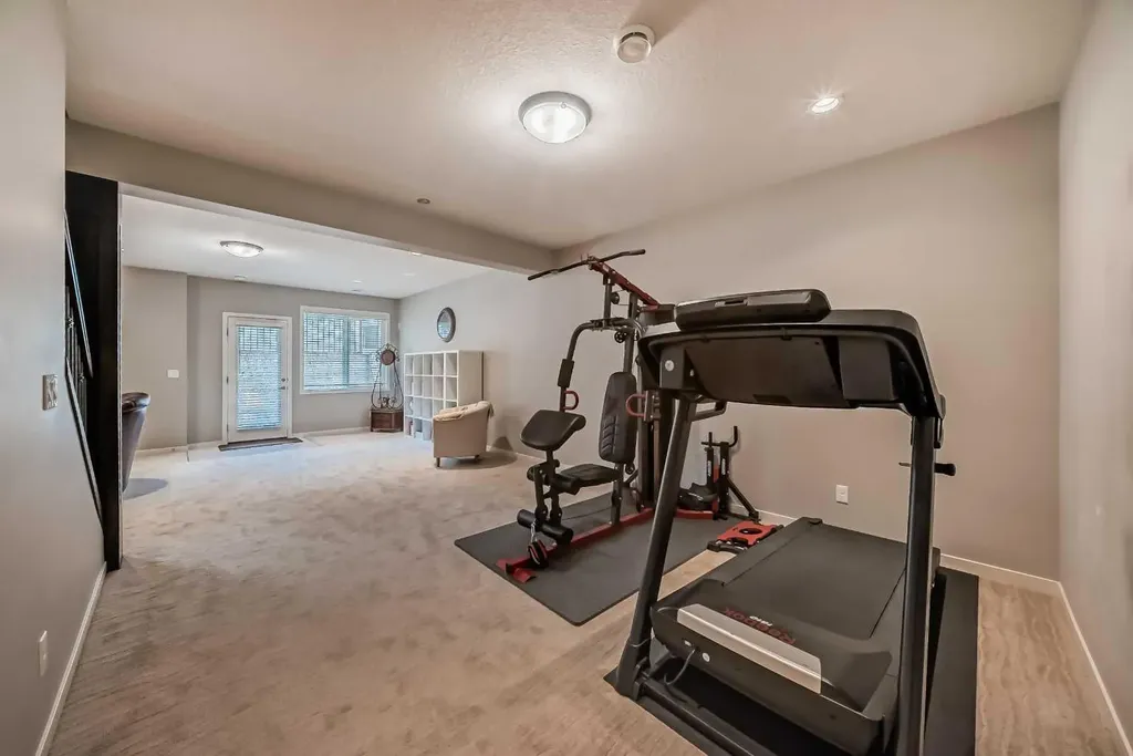 226 West Grove Point SW Calgary AB T3H1Y7