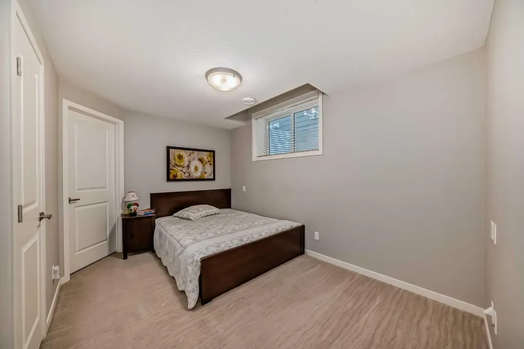 226 West Grove Point SW Calgary AB T3H1Y7