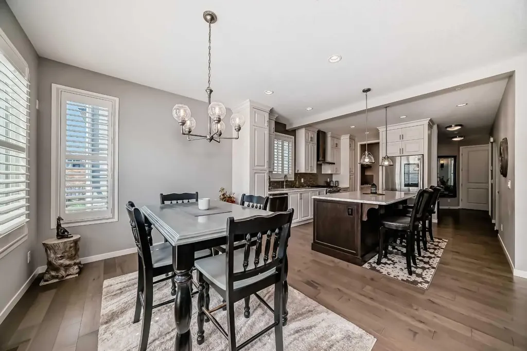 226 West Grove Point SW Calgary AB T3H1Y7