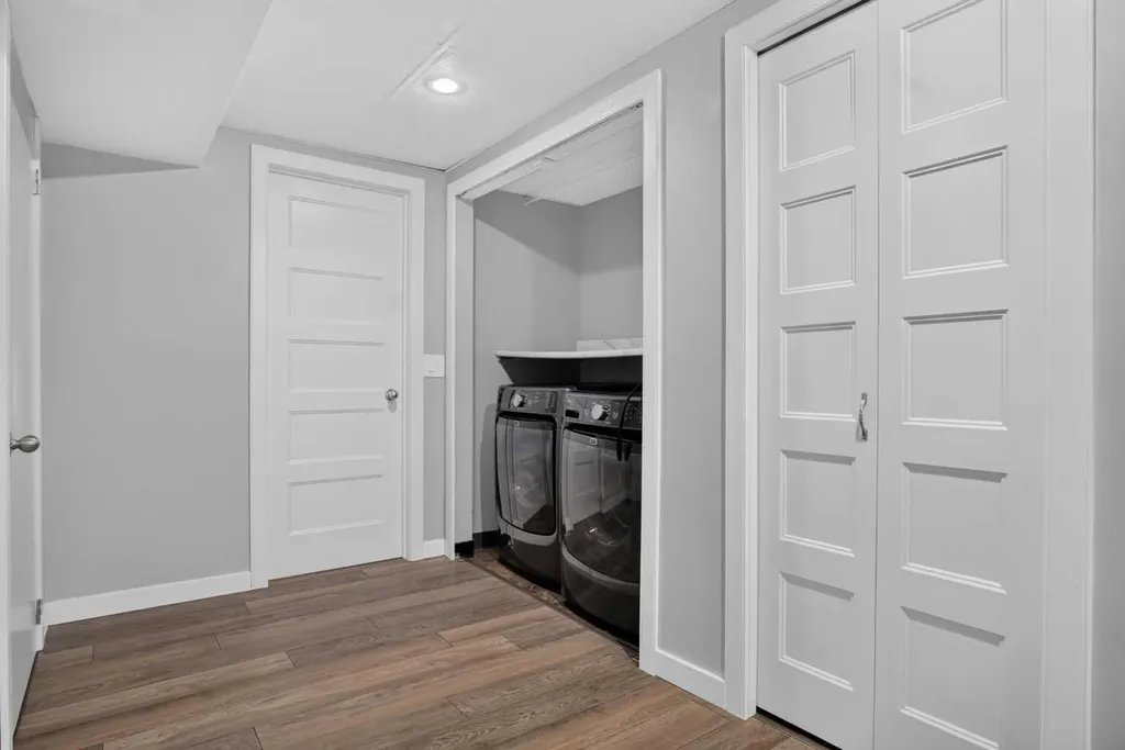 136 41 Avenue NW Calgary AB T2K 0G6