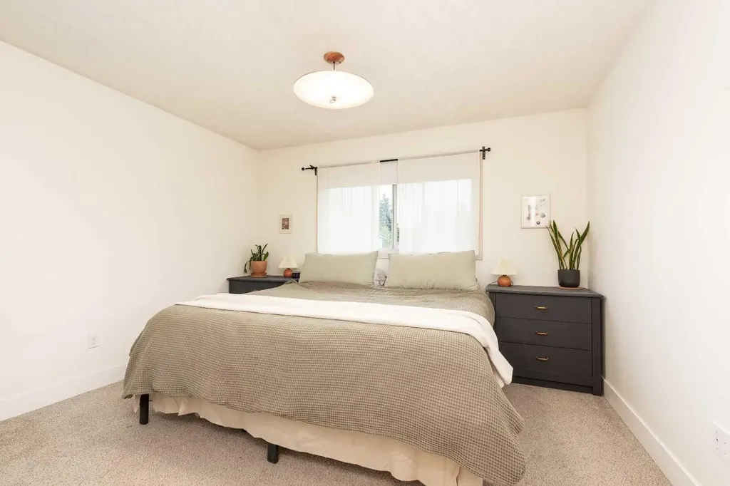 3008 11 Avenue S Lethbridge AB T1K 0L8