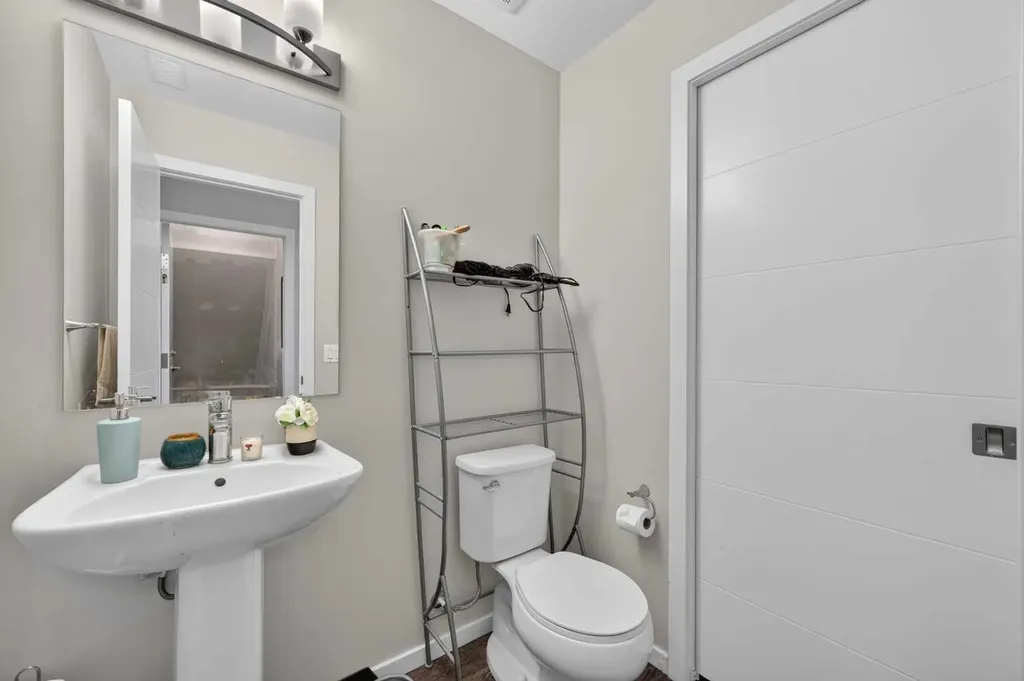 330 Redstone NE Calgary AB T3N 1M5