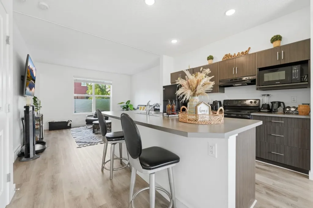 186 Silverado Boulevard SW Calgary AB T2X4C9