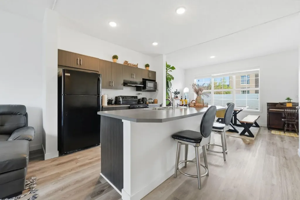 186 Silverado Boulevard SW Calgary AB T2X4C9