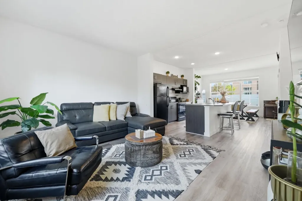 186 Silverado Boulevard SW Calgary AB T2X4C9