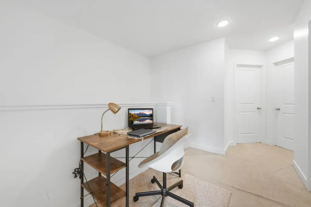 186 Silverado Boulevard SW Calgary AB T2X4C9
