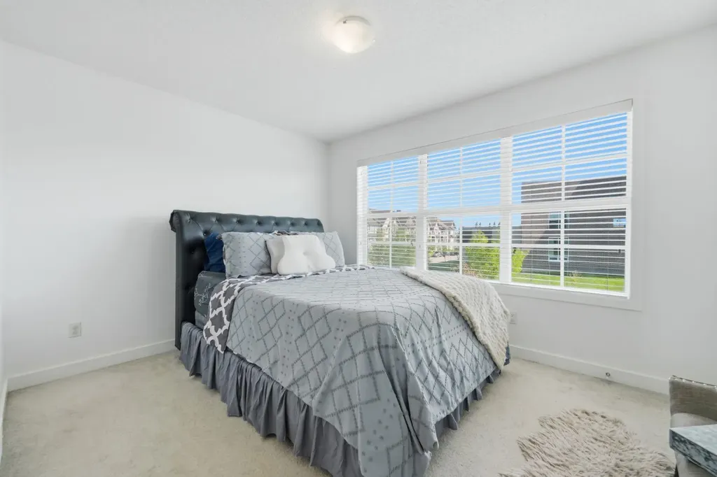 186 Silverado Boulevard SW Calgary AB T2X4C9