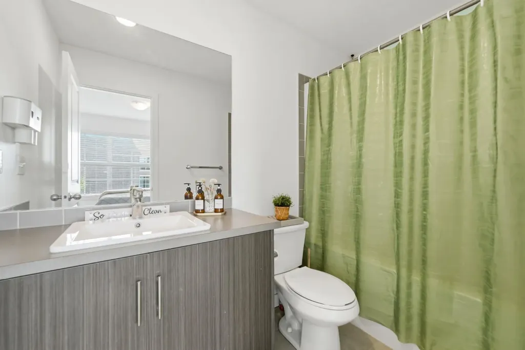 186 Silverado Boulevard SW Calgary AB T2X4C9