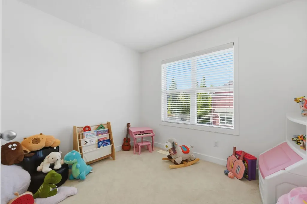 186 Silverado Boulevard SW Calgary AB T2X4C9