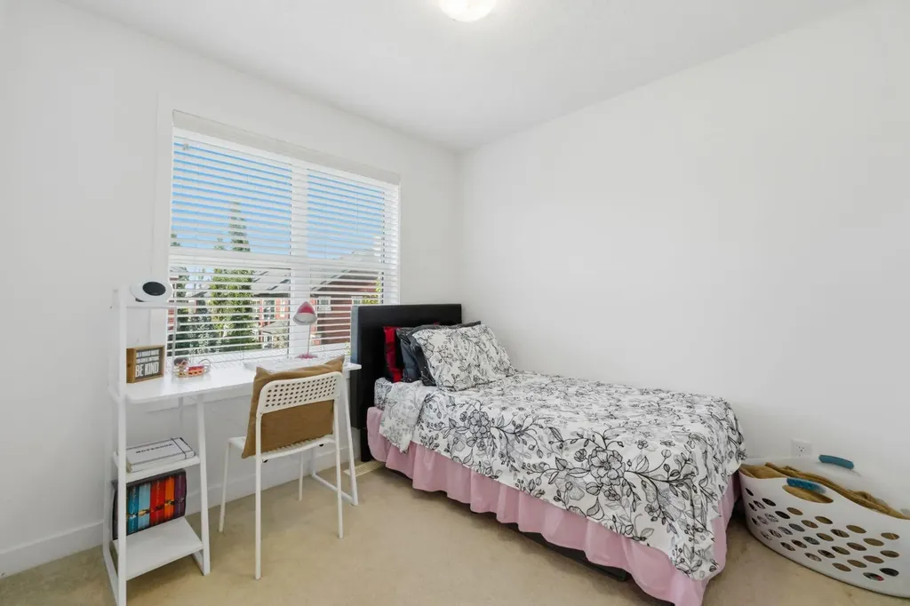 186 Silverado Boulevard SW Calgary AB T2X4C9