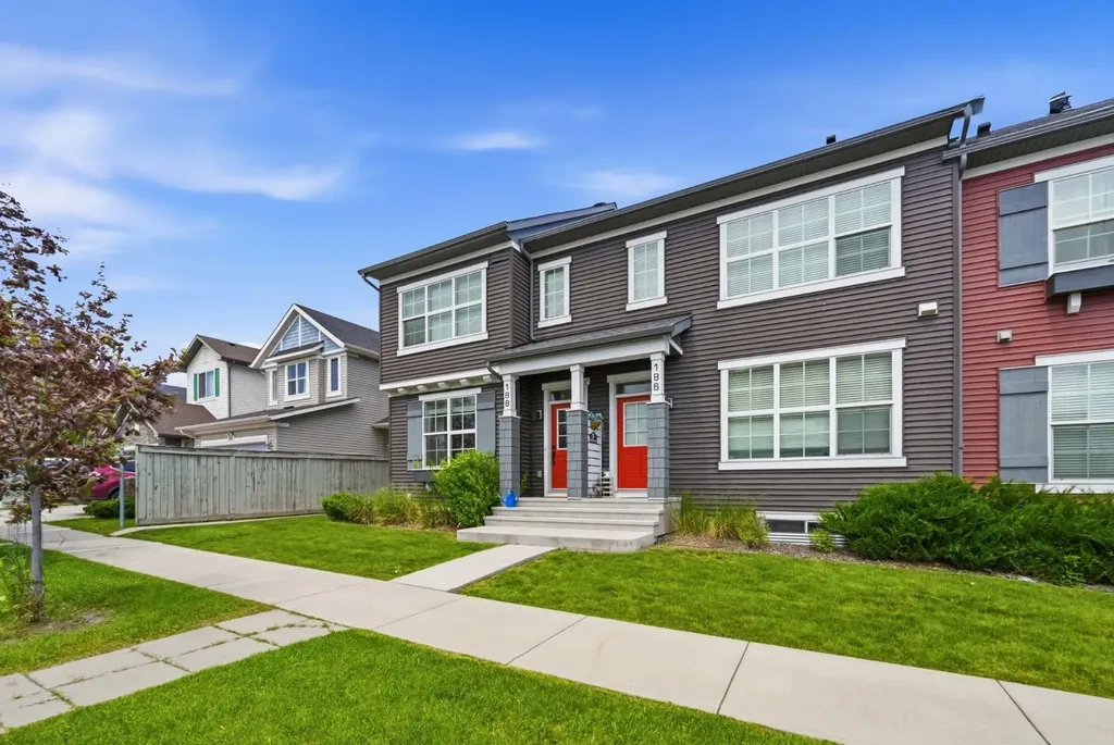 186 Silverado Boulevard SW Calgary AB T2X4C9