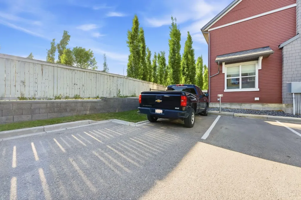 186 Silverado Boulevard SW Calgary AB T2X4C9