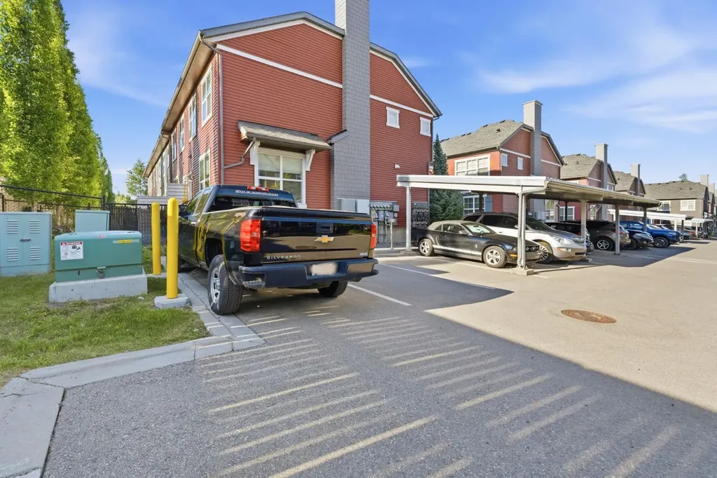 186 Silverado Boulevard SW Calgary AB T2X4C9