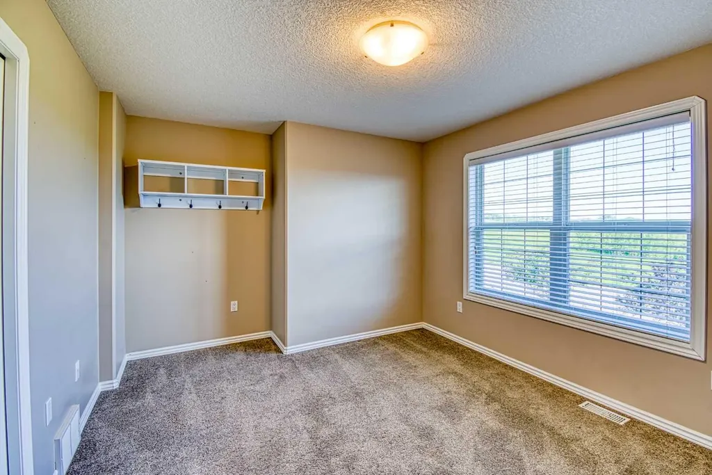 631 6a Street Beaverlodge AB T0H 0C0