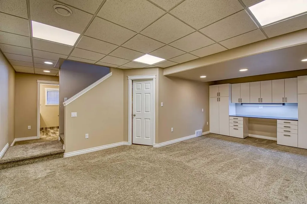 631 6a Street Beaverlodge AB T0H 0C0