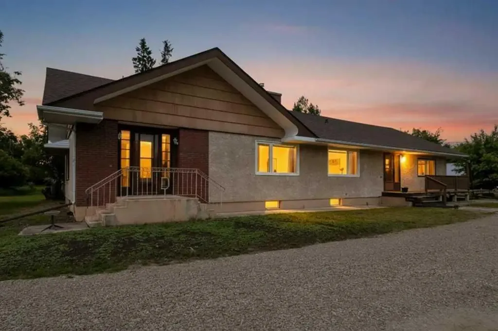 36337 Range Road 282 Rural Red Deer County AB T4G 0G7