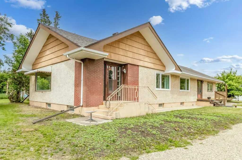 36337 Range Road 282 Rural Red Deer County AB T4G 0G7