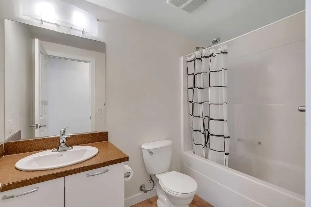 3830 Brentwood Road NW Calgary AB T2L 1K8